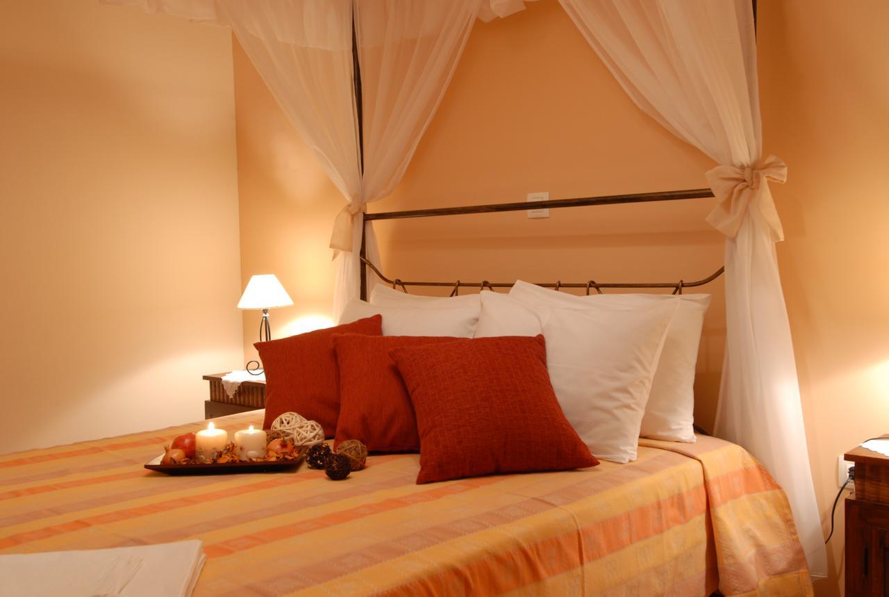 Hotel Anatoli Labreon à Agia Marina  Extérieur photo