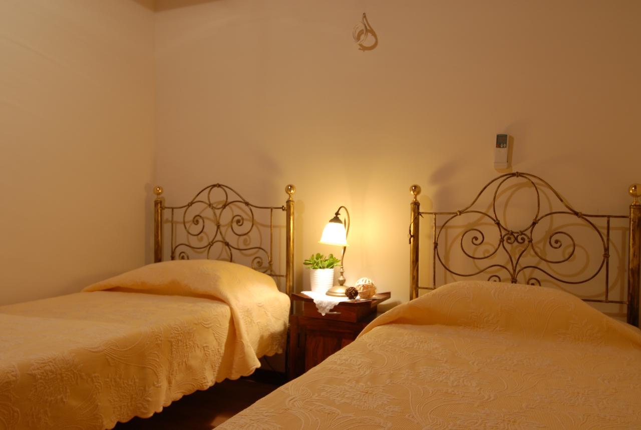 Hotel Anatoli Labreon à Agia Marina  Extérieur photo