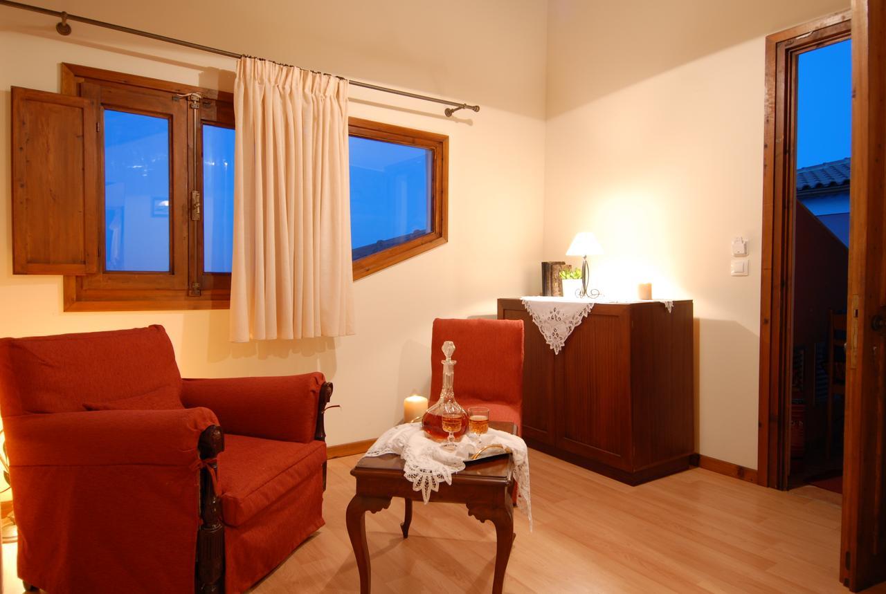 Hotel Anatoli Labreon à Agia Marina  Extérieur photo