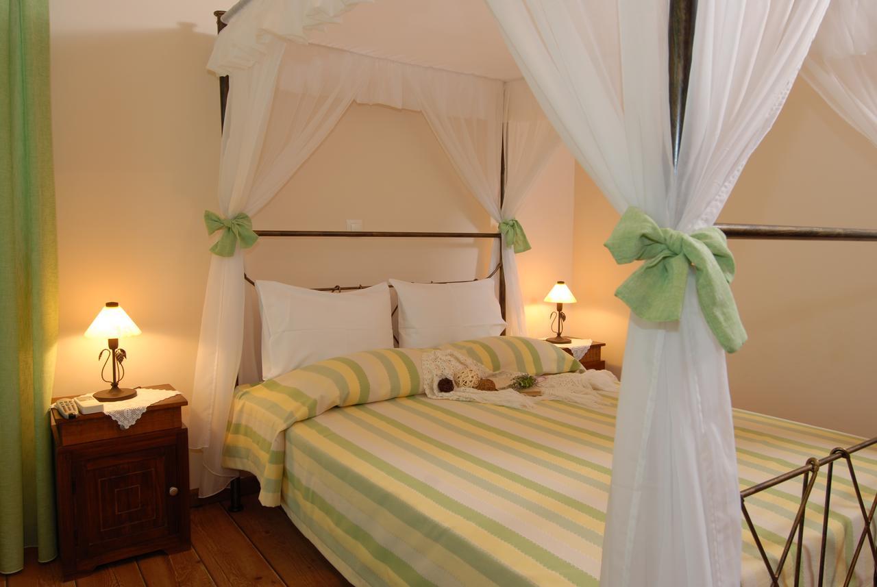 Hotel Anatoli Labreon à Agia Marina  Extérieur photo